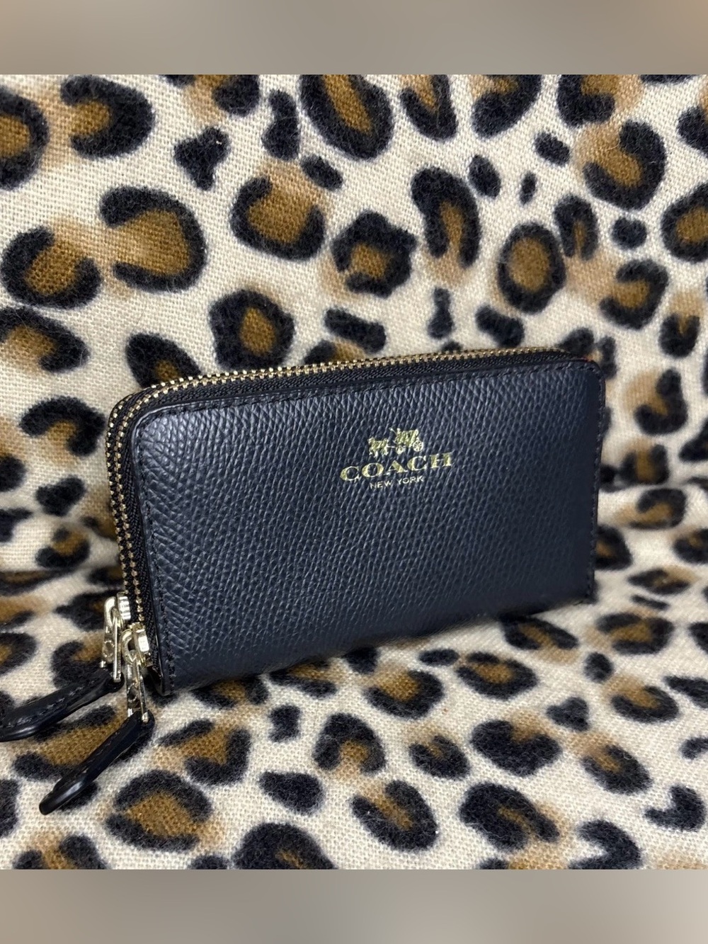 COACH Black Pebble Leather Dble Zip Wallet/Exterior GUC/ Interior FAIR w/flaking